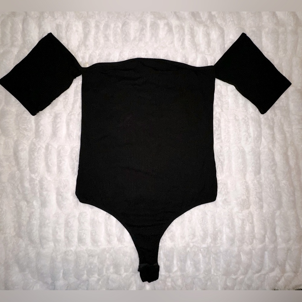 🔥BRAND NEW, W/TAGS!!🔥 Fashion Nova bodysuit, thong style, Size: L